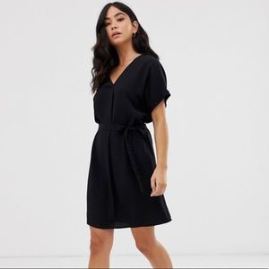 Black Tie Waist Dress